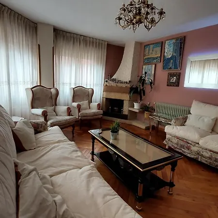 Villa Isabel 2 Llaves Arriondas Habitación foto