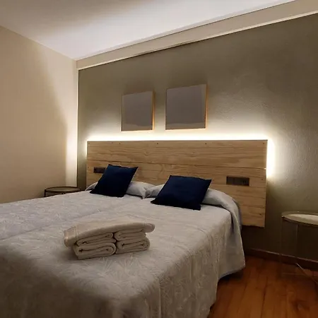 Villa Isabel 2 Llaves Arriondas Habitación foto